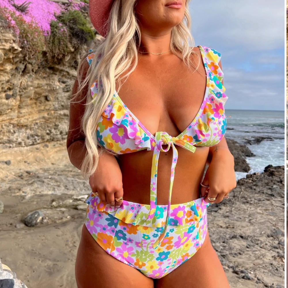 NWT Show Me Your Mumu Bikini